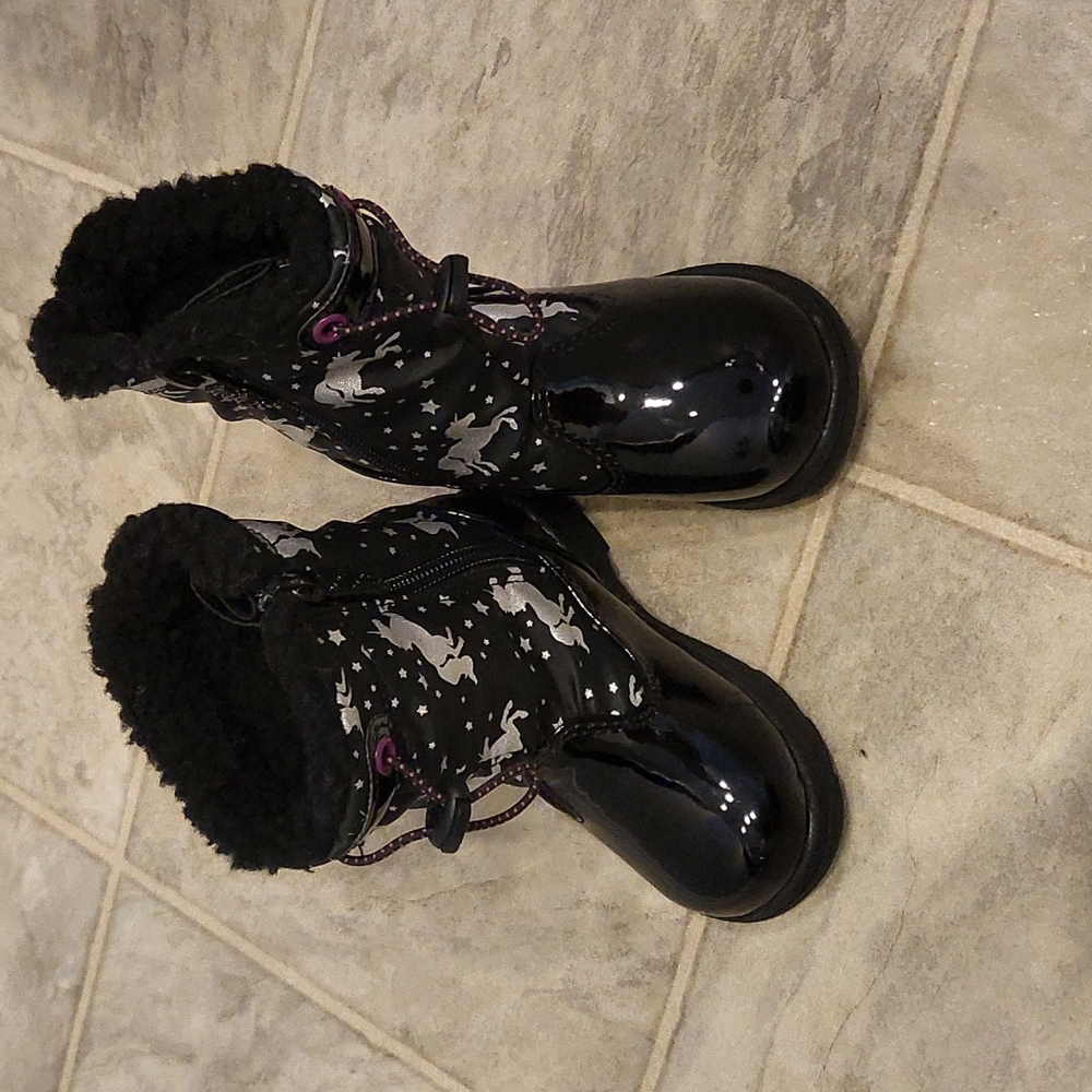 Toddler girl boots size 6